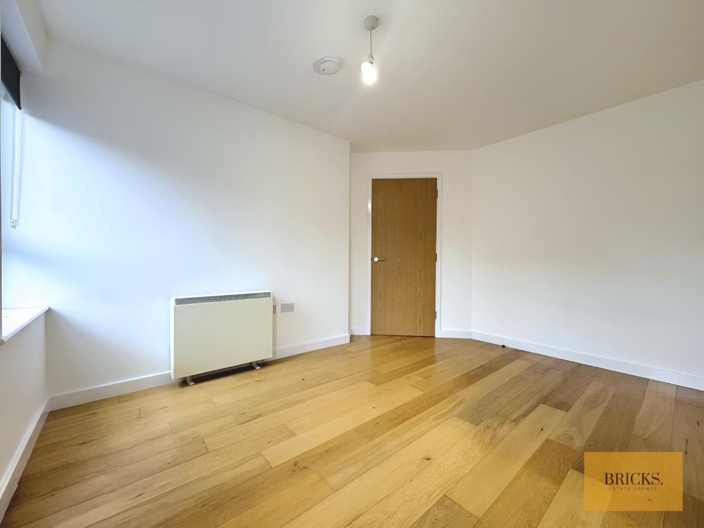 rPakcj4hm029oSIeTL0_Yg